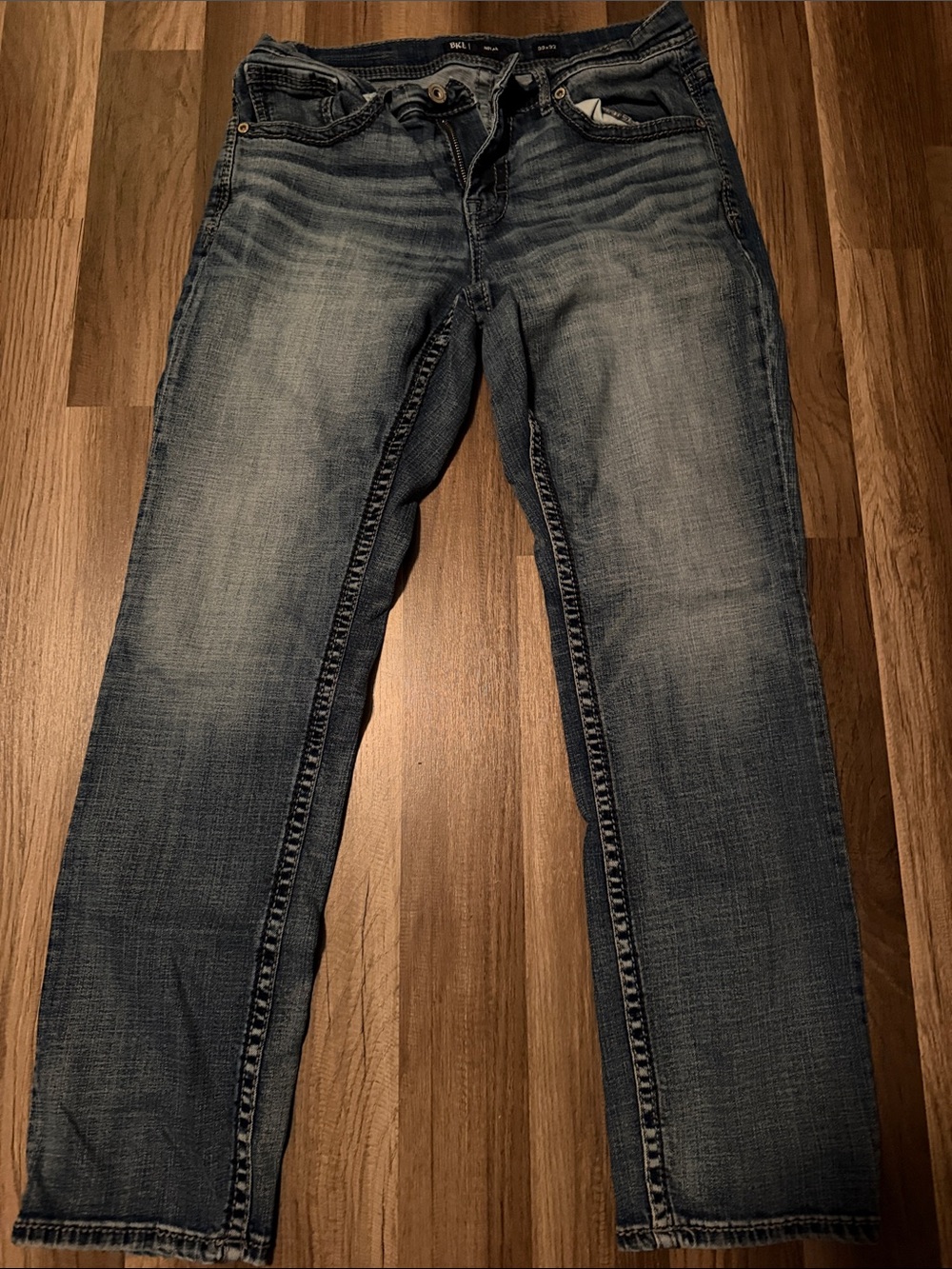 BKE Women's Washed Blue Straight-Leg Jeans